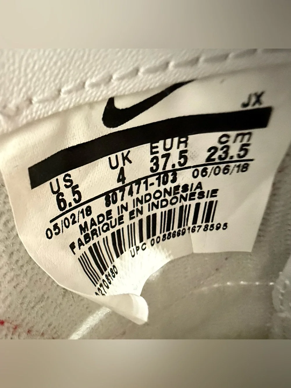 Nike Classic Cortez Sneakers Womens Size 6.5 White Leather Red Blue 807471 103